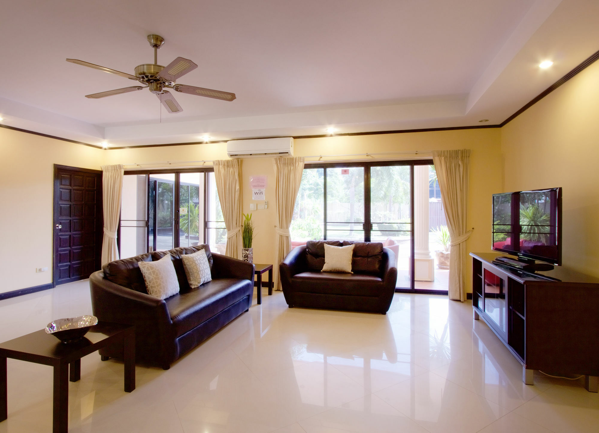Pattaya Holiday Villas Bang Lamung Exterior foto