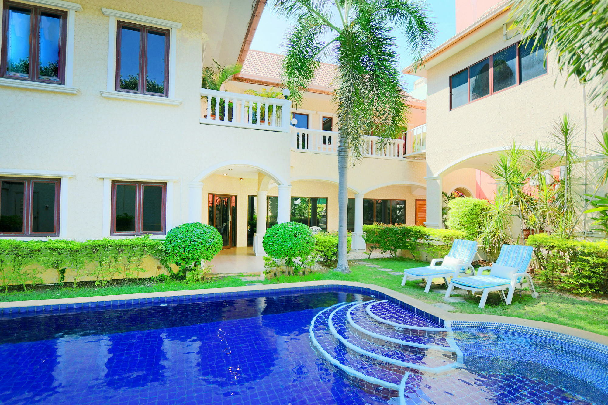Pattaya Holiday Villas Bang Lamung Exterior foto